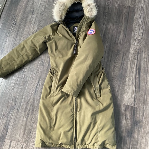 Authentic Canada Goose Whistler Parka 